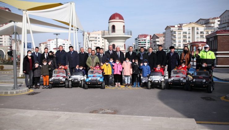Özbekistan Emniyet Genel Müdürlüğü’nden Trafik Eğitim Parkına Ziyaret