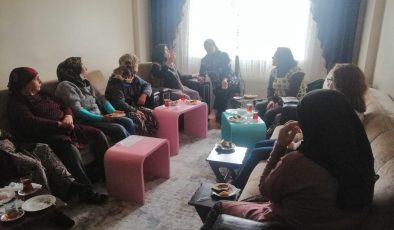 CHP Polatlı Kadın Kolları, Mahalle Mahalle ‘’Aile Destekleri Sigortası’’ nı Anlatıyor